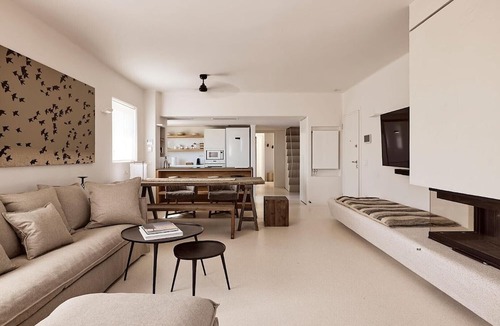 Rafina-Pikermi Villa | East Coast Villa – Dream Living