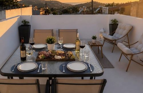 Sivas House | Welcome to Sivas 1896 House – Authentic Cretan Hospitality in a Restored Historic Home