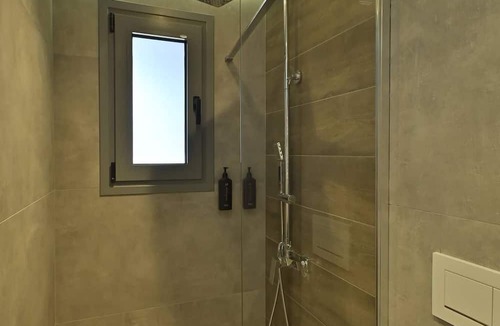 Dafni-Ymittos Apartment | Elegant Duplex Apartment - Daphne