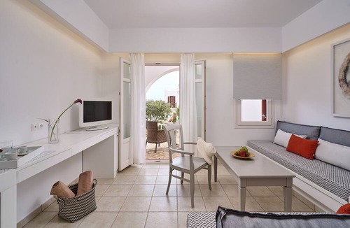 Naousa Apartment | Stelia Mare Boutique Hotel