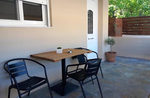 Paralia Vergas Apartment | THALASSA ALMYROS APARTMENTS