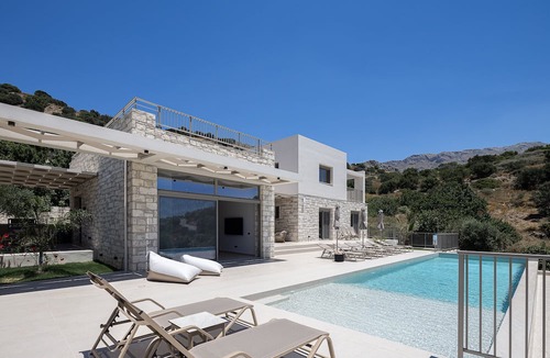 Agios Vasileios Villa | Mitatare Villas 2 - Evgenia, By Hellocrete