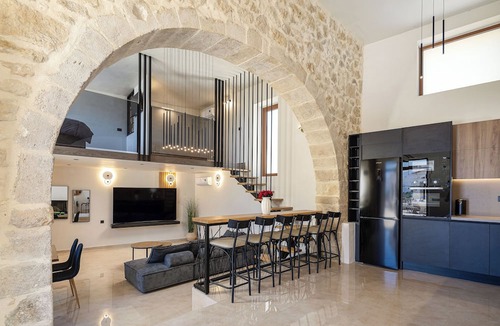Monopari Villa | Villa Methorion Maner - With Private Pool