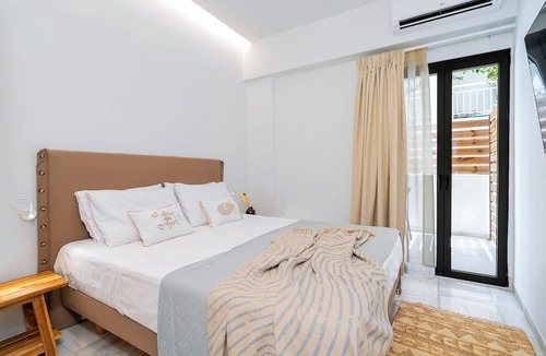 Agios Dimitrios Apartment | Inia Apartments