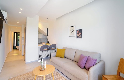 Agios Dimitrios Apartment | Inia Apartments