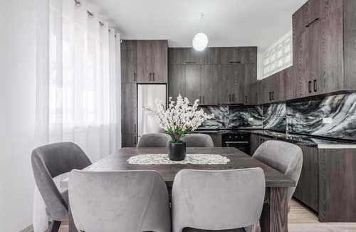 Shkoder Apartment | City Escape Apartment by PikHost