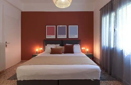 Athens Apartment | Diagora1 Stylish Sanctuary: Pangrati Gem Refurbish