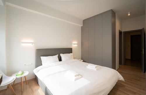 Pangrati Apartment | LIV - Luminous & Spacious Apartment in Pagrati