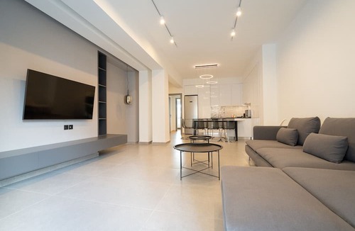 Pangrati Apartment | LIV - Luminous & Spacious Apartment in Pagrati