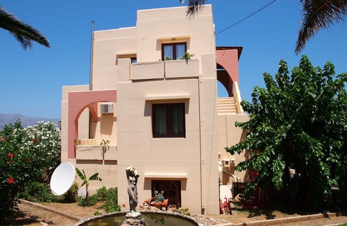 Tavronitis Apartment | Villa Rita Apartments