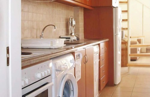 Velon Apartment | Homerez - Charming Apartment in Kiato + Sea View