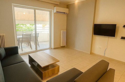 Neos Kosmos Apartment | Neos Kosmos Cozy Retreat - Central Comfort