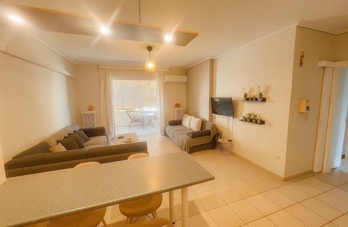 Neos Kosmos Apartment | Neos Kosmos Cozy Retreat - Central Comfort