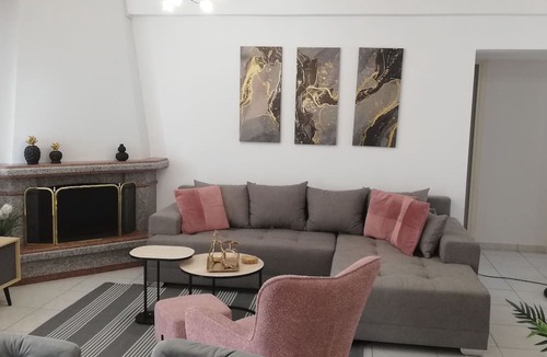 Veroia House | Charming 3-bedroom house with WiFi and AC in Veria