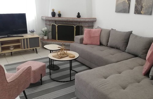 Veroia House | Charming 3-bedroom house with WiFi and AC in Veria