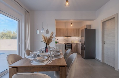 Krasounas House | Casa del Olive,vacation rental,pool,private parking