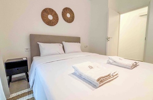 Glyfada Apartment | Elegant Flat in the Center of Glyfada