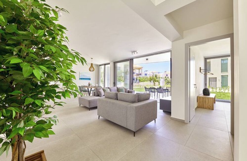 Maleme Villa | Beach Sand Villas - Beachfront Rooftop Pool