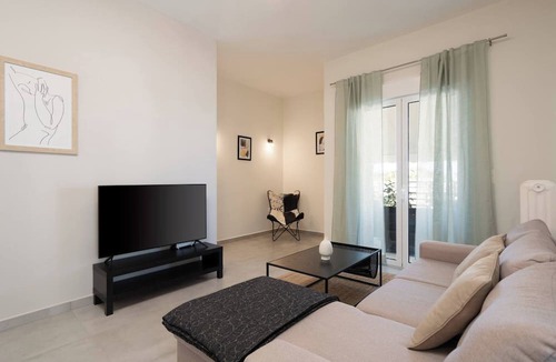 Neapoli Apartment | Prime 3BR Exarcheia Penthouse | Huge Terrace