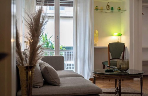 Exarhia Apartment | 2BR Vintage & Artistic Retreat in Athens heart