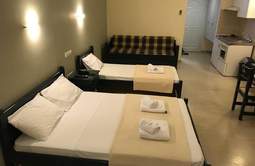 Mytikas Apartment | Adonis Hotel