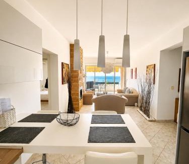 Lefkandi Apartment | Paradise House