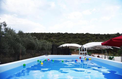 Kandia Ski Chalet | Kandia Woodlands