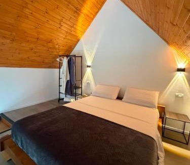 Shale Cabin | Sky Chalet
