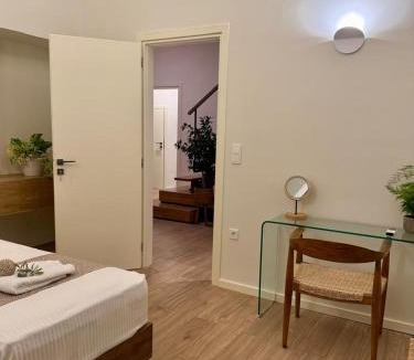 Makrys Tichos House | Aro Loft Chania - Golden Beach