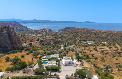 Agia Galini Villa | Evgoro Luxury Suites