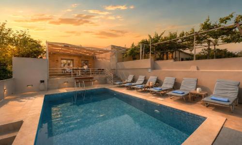 Dramia Villa | Cretan Breeze Villa Heated Pool