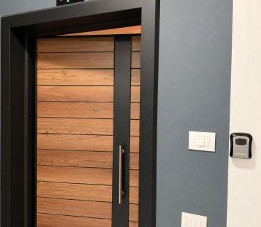 Kamez Apartment | Aura Apartments
