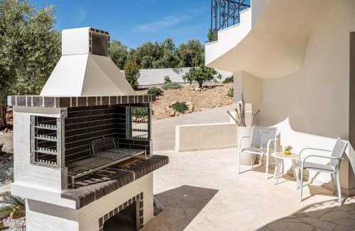 Polemarchi Villa | Villa Asteri - Heated Pool - 7 bedrooms across 2 apartments - all exclusively yours