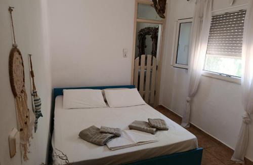 Larissos House | Κτήμα Εμιαλη
