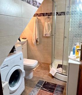 Lesvos Apartment | Kiki's house in the castle