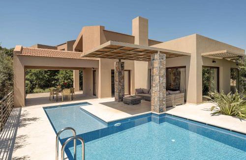 Kefalas Villa | Olimpia Villas - Luxury villas with private pools!