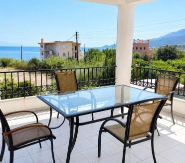 Egira Apartment | Villa Theodora 30m from the beach