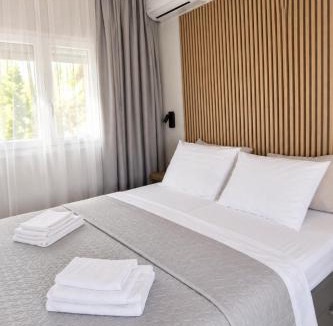Elia Apartment | SEA La Vie Seafront Apartment, Kalogria Beach