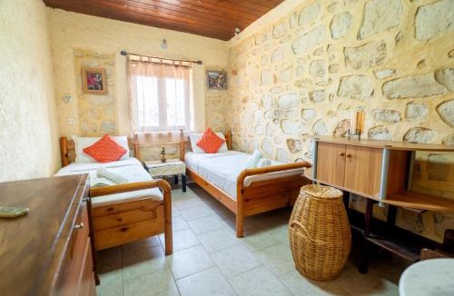 Skotino Villa | Irene Stone Villa - Private Pool - Sleeps 6