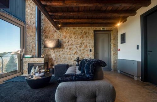 Synikia Mesi Trikalon Ski Chalet | Heartbeat Mountain Escapes