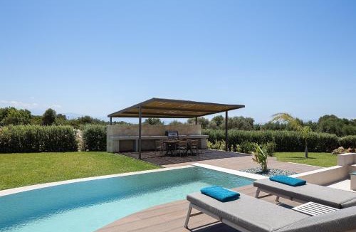 Stavros Villa | Revi Villa - Elegant Villa with Private Pool