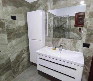 Ishem House | Villa Mici