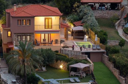 Nea Propontida Cabin | The Grand Panorama Villa