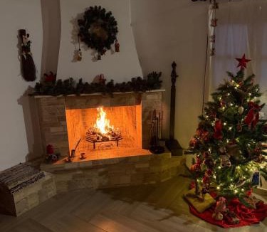 Rotasion Apartment | Evnia Romantic Winter Retreat Private Hot Tub Fireplace