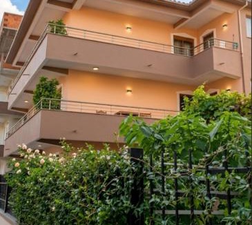 Pogradec House | Room at Villa Oasis Pogradec