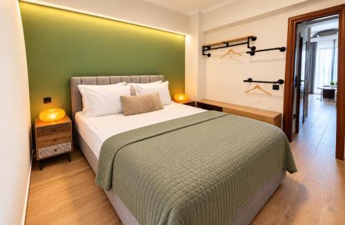 Thessaloniki Apartment | 4 min Metro & Mall, Free Parking Garage, Center