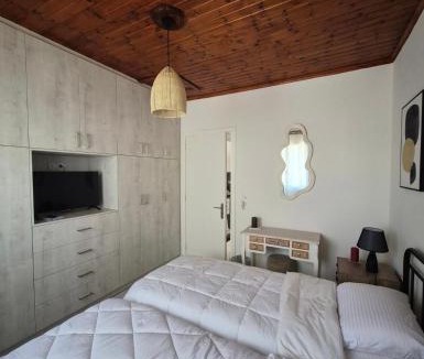 Aigio House | Cosy nest