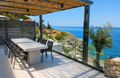Lefktron Villa | Villa Leda