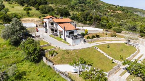 Sipiada Villa | Petra Kazarma
