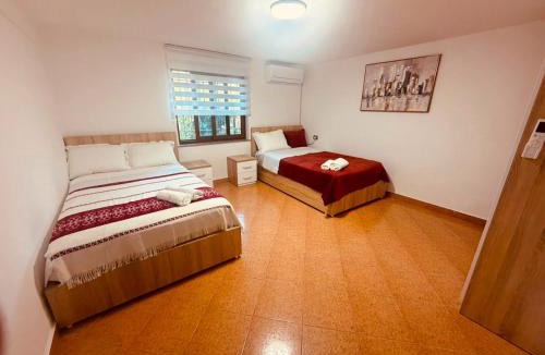 Sakës House | Guest House Antonio